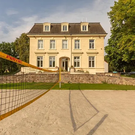 Familienhotel Schloss Leizen Bioverpflegung Hotel 4*