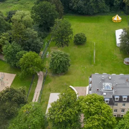 Familienhotel Schloss Leizen Bioverpflegung Hotel 4*