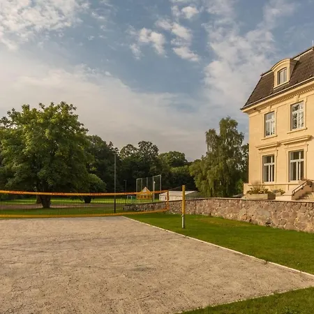 Hotel Familienhotel Schloss Leizen Bioverpflegung Leizen