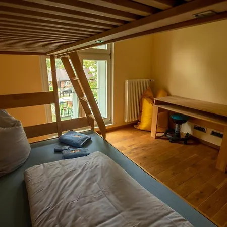 Familienhotel Schloss Leizen Bioverpflegung 4* Leizen