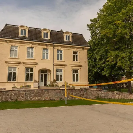 Hotel Familienhotel Schloss Leizen Bioverpflegung 4*