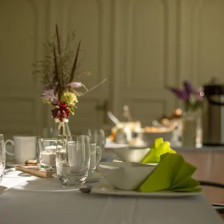 Hotel Familienhotel Schloss Leizen Bioverpflegung Leizen