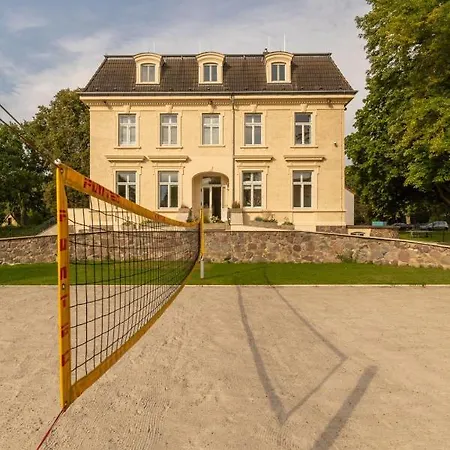 Familienhotel Schloss Leizen Bioverpflegung 4* Leizen