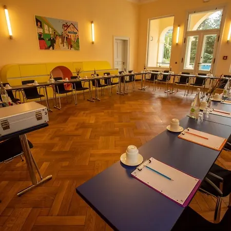 Familienhotel Schloss Leizen Bioverpflegung Hotel 4*