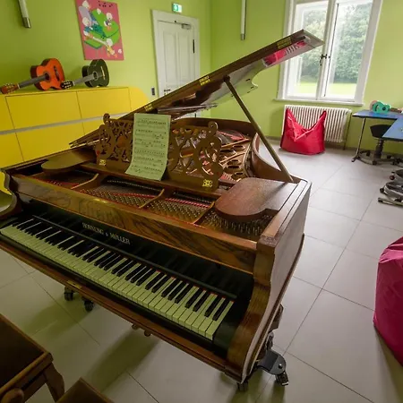 Familienhotel Schloss Leizen Bioverpflegung Hotel