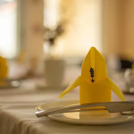 Familienhotel Schloss Leizen Bioverpflegung Leizen