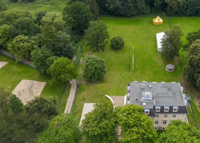 Familienhotel Schloss Leizen Bioverpflegung Hotel 4*