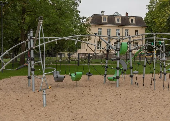 Familienhotel Schloss Leizen Bioverpflegung 4* Leizen