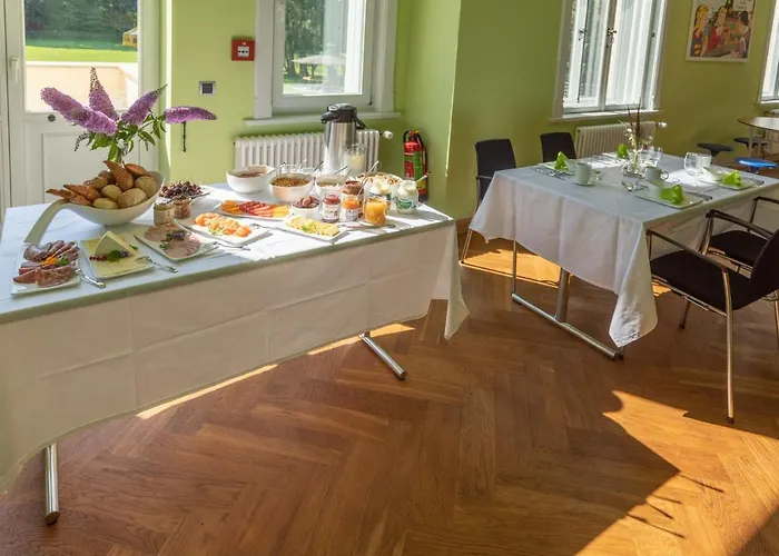 Familienhotel Schloss Leizen Bioverpflegung Hotel