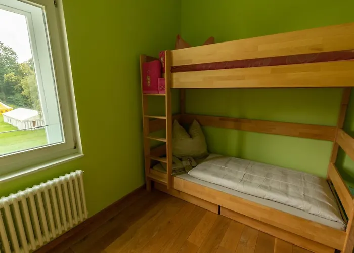 Familienhotel Schloss Leizen Bioverpflegung 4*