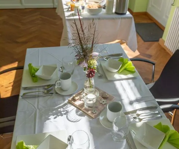 Familienhotel Schloss Leizen Bioverpflegung 4*
